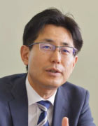 小島 健一氏 photo