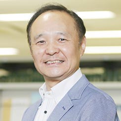 山本 寛氏 写真