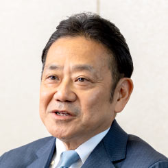 田村 次朗氏 写真