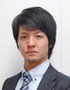 服部 泰宏氏