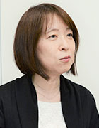 吉井  しのぶ氏