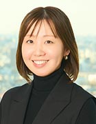 吉村 友美子氏