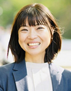 兼清 桃子氏