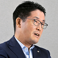 会社の新しい挑戦を支えるために
人事戦略のよりどころとなる総合的な人材データベースを構築