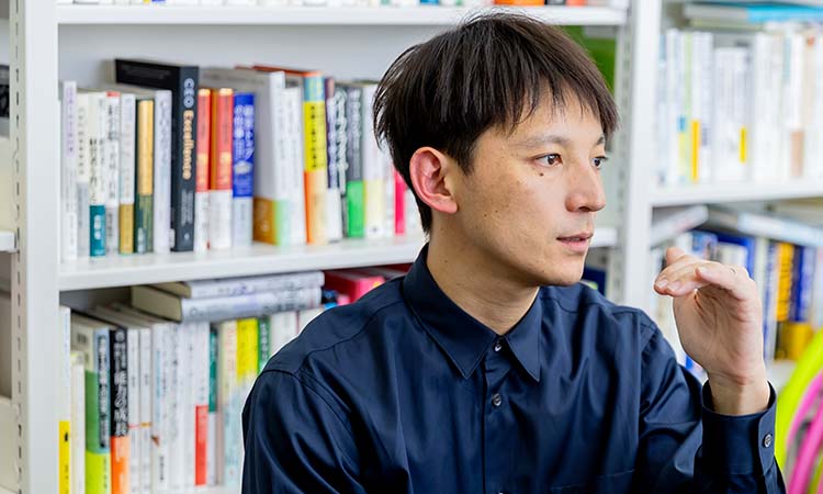 写真：田中 聡さん（立教大学 経営学部 准教授）