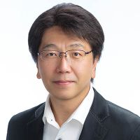 山本 勲氏