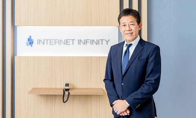 写真：別宮 圭一さん（株式会社インターネットインフィニティー 代表取締役社長）