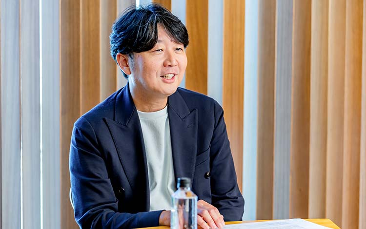 損保営業から「全員参画型経営」のトップへ――26歳でコンサルへ転身。「自分の名前」で知恵を発信するプロの生き方