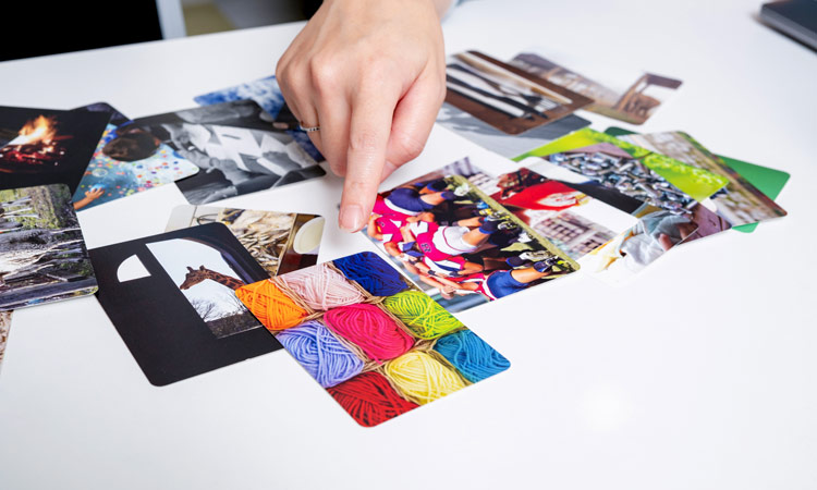 山辺恵理子さん(早稲田大学 文学学術院 文学部/文学研究科 准教授)インタビューの様子