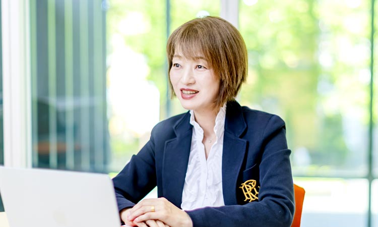 大橋重子さん インタビューの様子