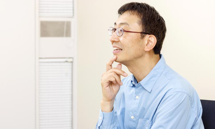 林 洋一郎さん　インタビューの様子