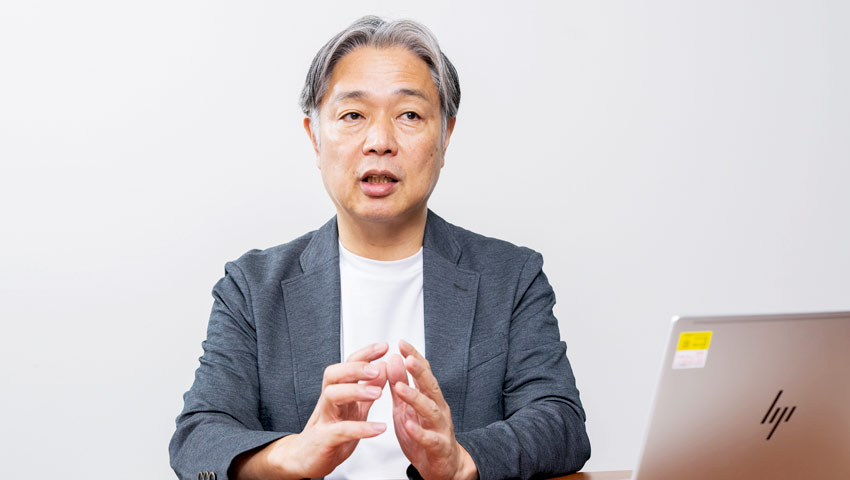 深井 幹雄さん(株式会社シーベース 代表取締役社長 CEO)インタビューの様子