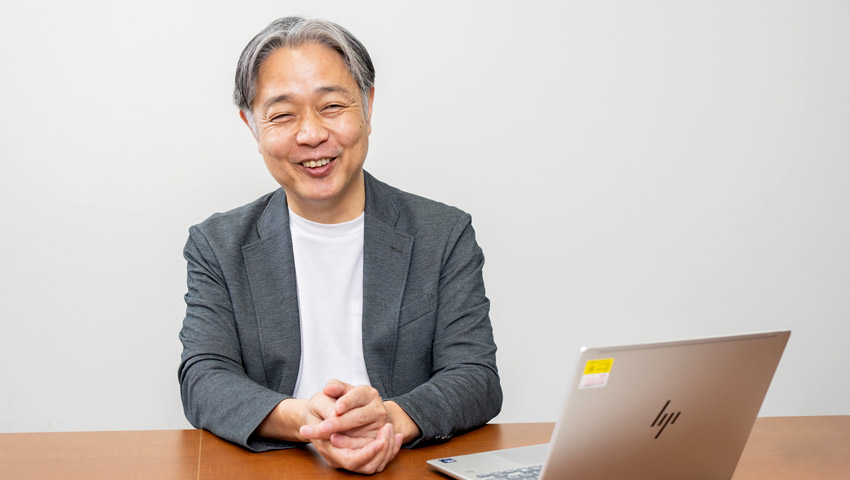 深井 幹雄さん(株式会社シーベース 代表取締役社長 CEO)インタビューの様子