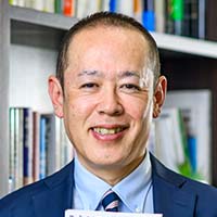 山下 浩史さん