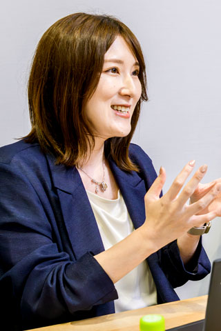 小林 稚菜さん インタビューの様子