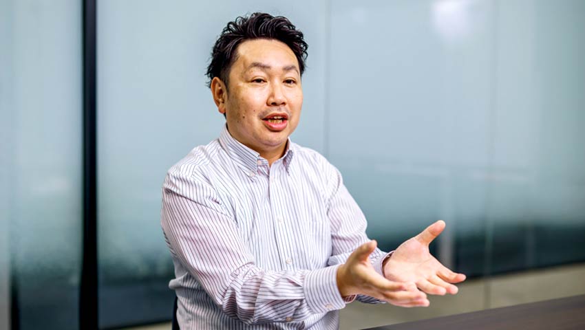 大久保守さん インタビューの様子