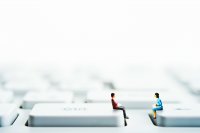新入社員の定着促進に メンター制度が効果的な理由