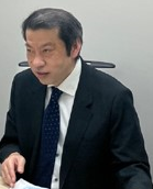 岡田 健作 氏