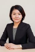 長谷川 亜莉氏