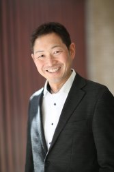 松田　新士氏