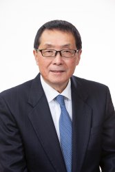 井上　久氏