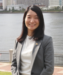 栗城　恵